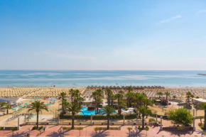 Гостиница Hotel Europa Beach Village  Джулианова